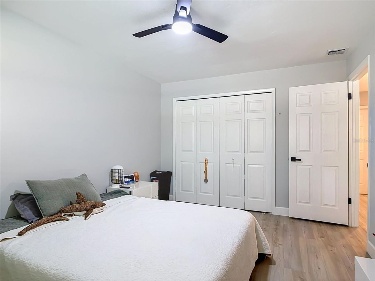 8676 Hillside Drive , Orlando, FL 32810 Photo