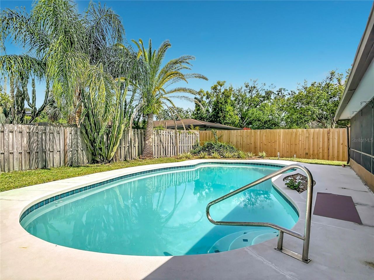 8676 Hillside Drive , Orlando, FL 32810 Photo