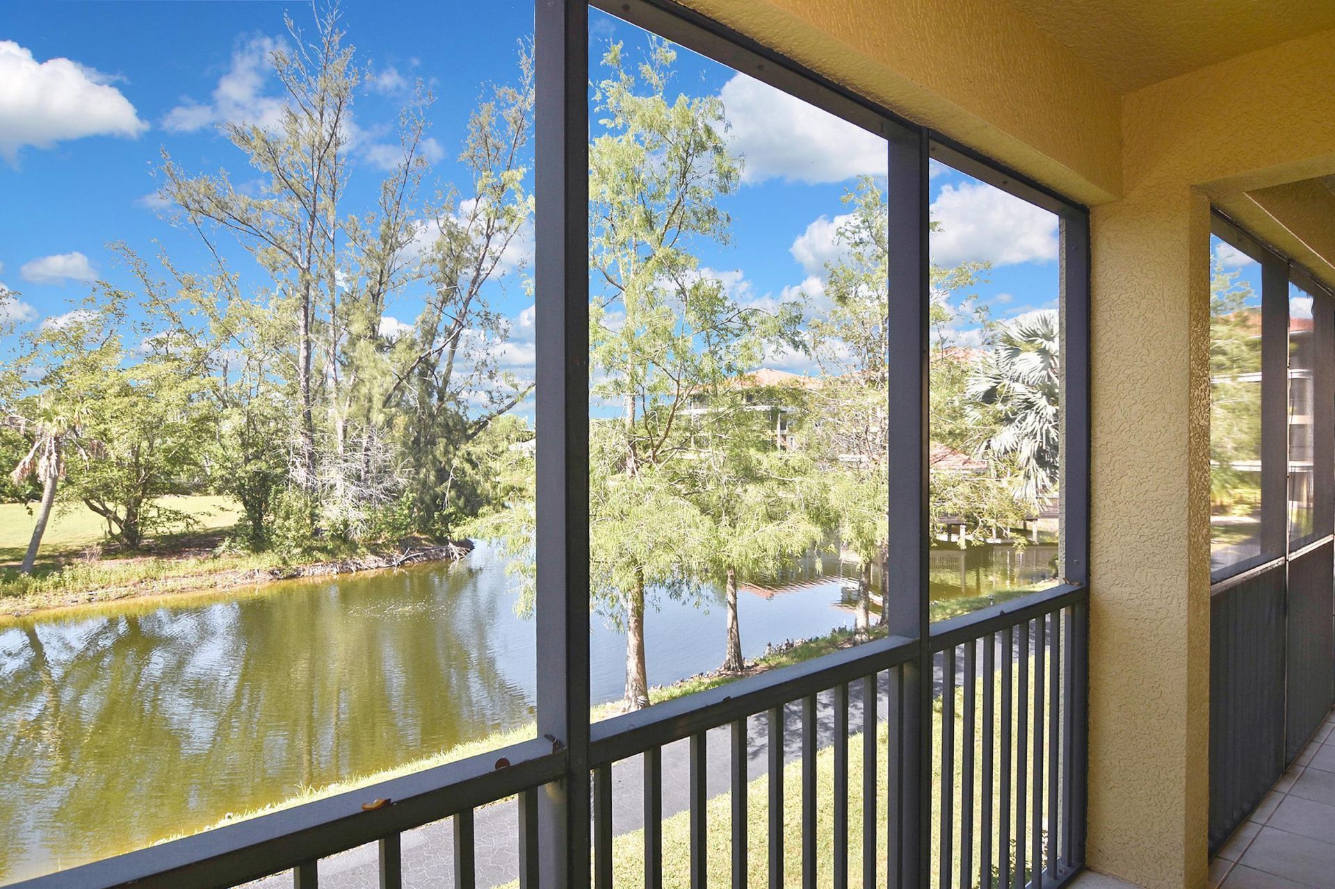 10021 Lake Cove, Unit 101, Fort Myers, FL 33908 Photo