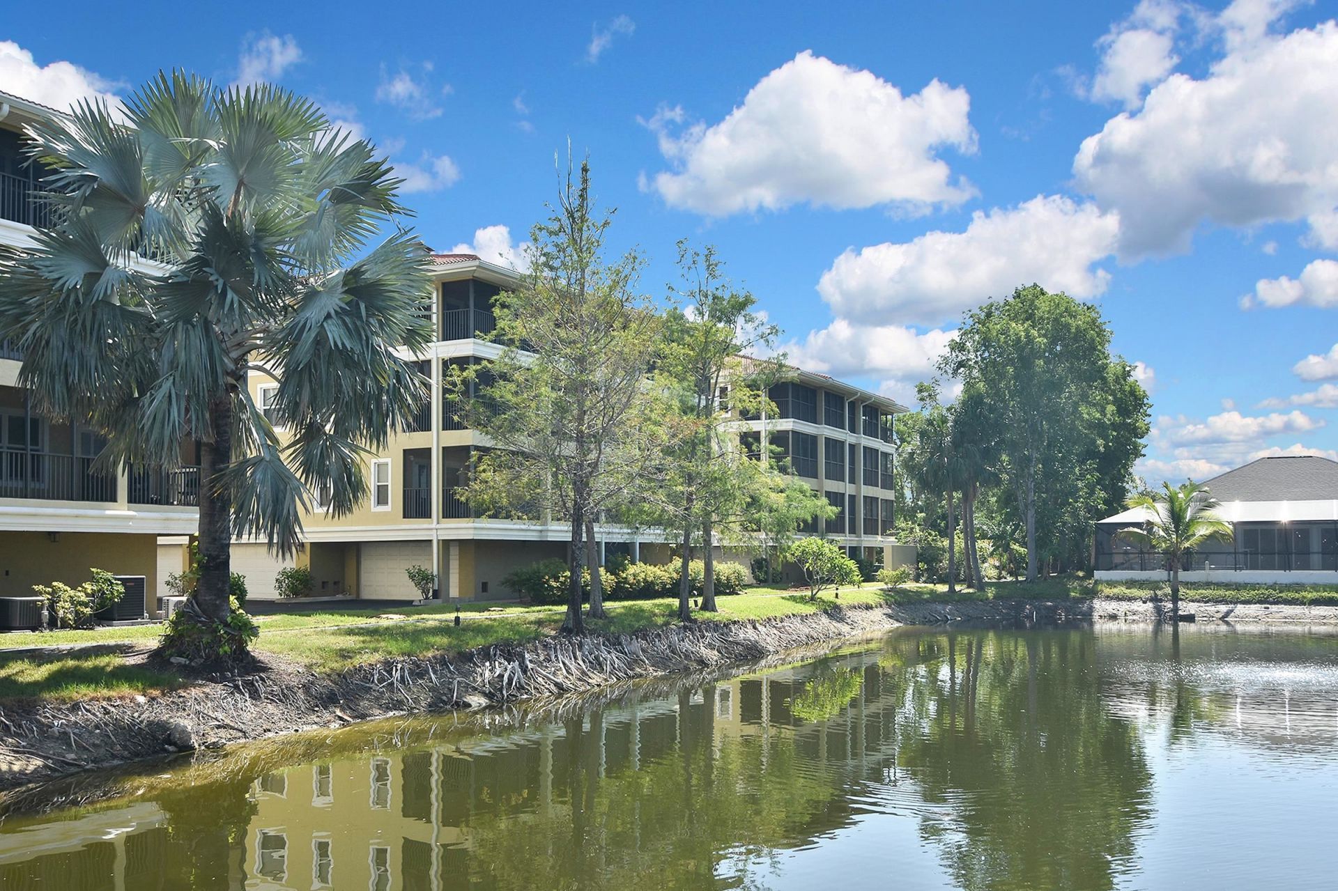 10021 Lake Cove, Unit 101, Fort Myers, FL 33908 Photo