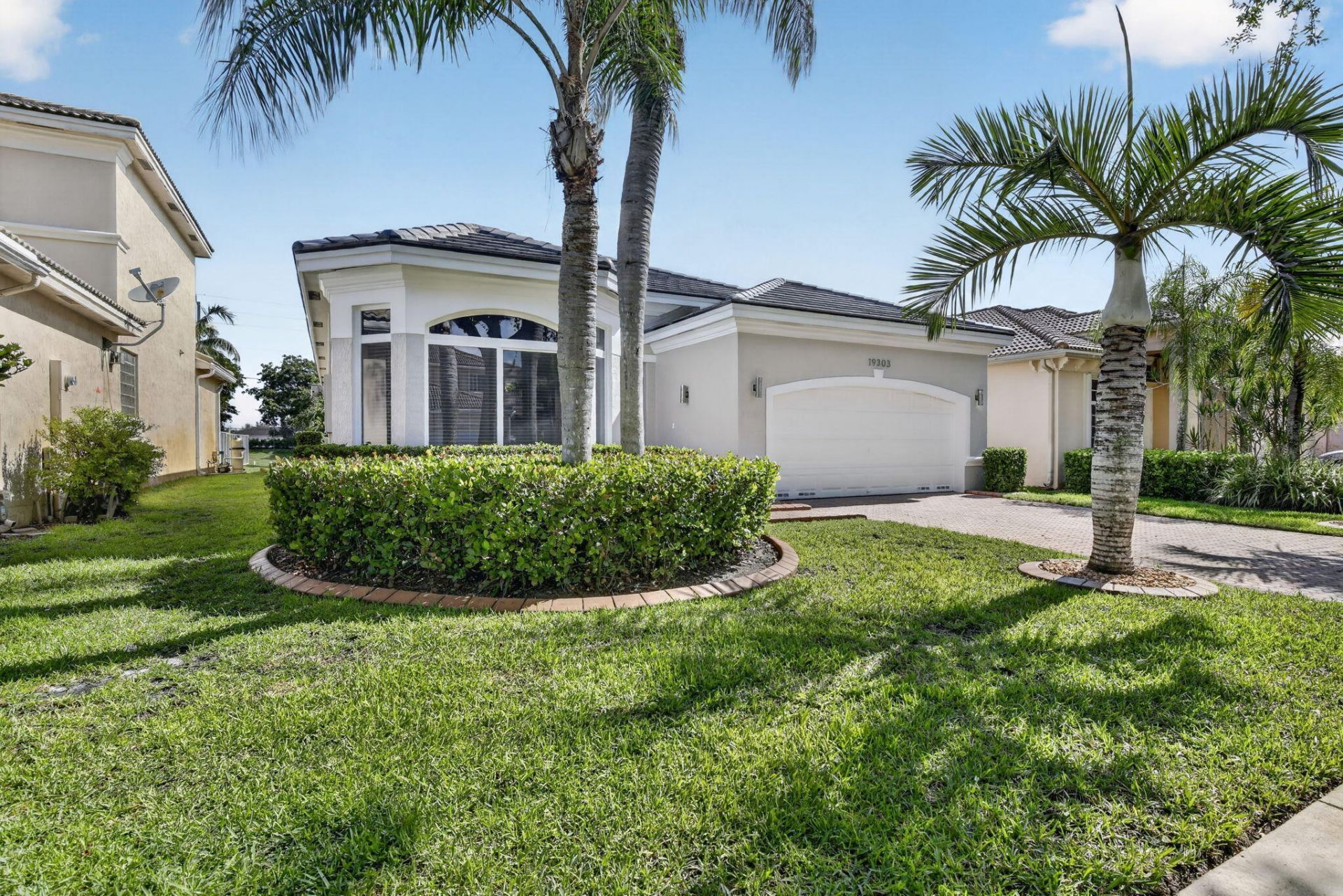 19303 SW 60th Court, Pembroke Pines, FL 33332 Photo
