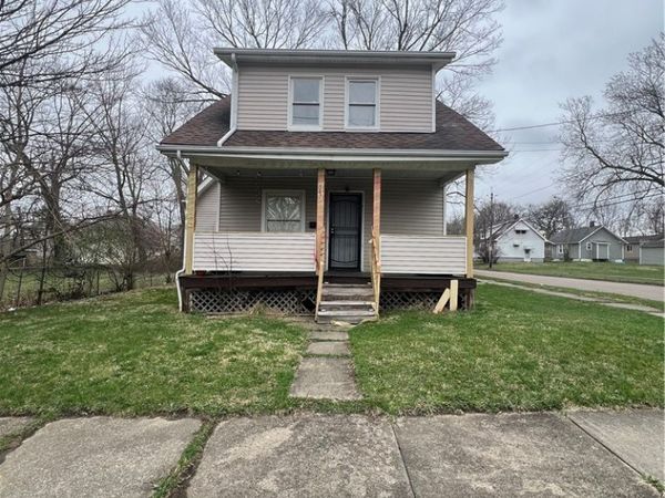 547 Van Everett Avenue , Akron, OH 44306