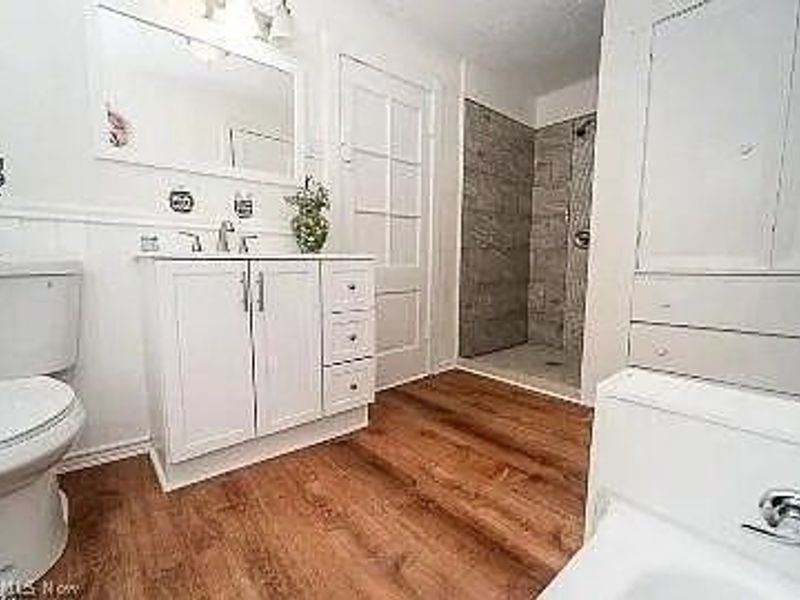 335 Beechwood Drive, Akron, OH 44320 Photo 6