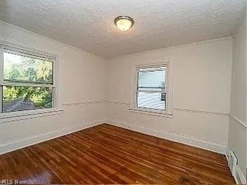 335 Beechwood Drive, Akron, OH 44320 Photo 7