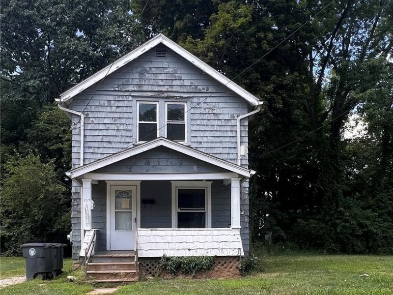 107 W Dalton Street, Akron, OH 44310 Photo 1