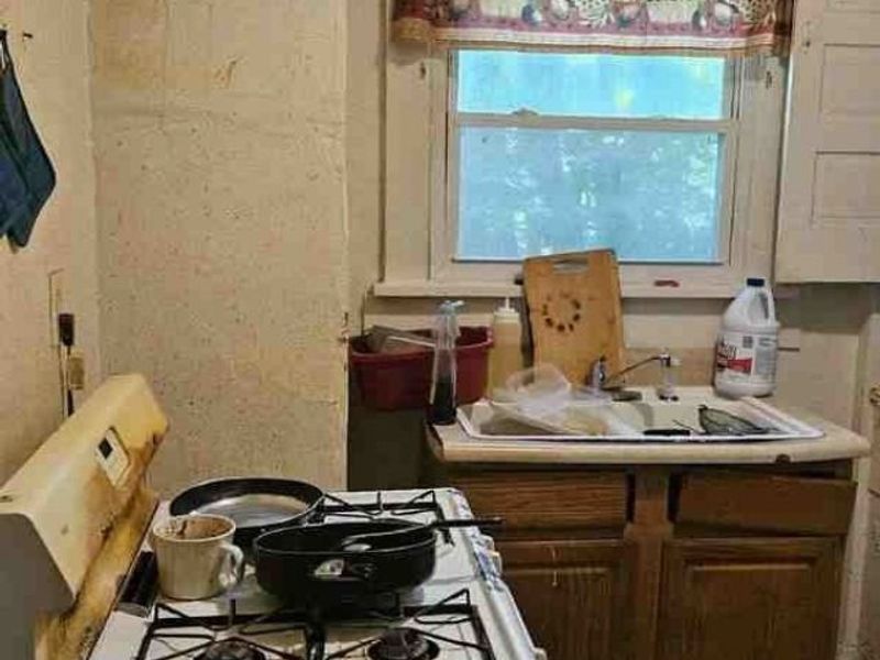 702 W Thornton Street, Akron, OH 44307 Photo 5