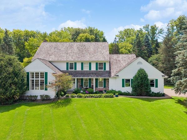 215 Hollander Road , Orono, MN 55391