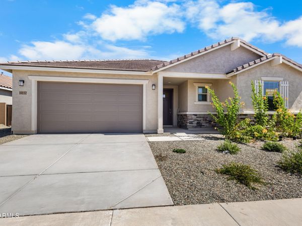 14832 W HONEYSUCKLE Drive, Surprise, AZ 85387