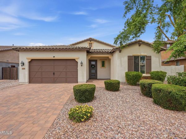 3280 E COCONINO Drive, Gilbert, AZ 85298