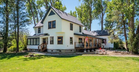 200 E Main Street, Sierraville, CA 96126 Photo