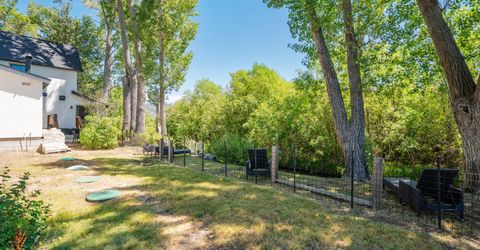 200 E Main Street, Sierraville, CA 96126 Photo