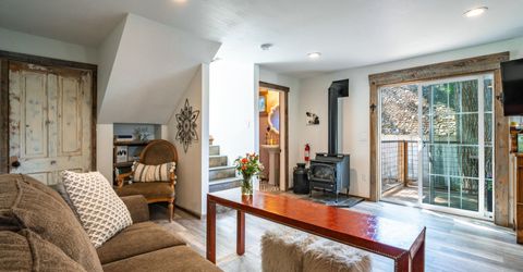 200 E Main Street, Sierraville, CA 96126 Photo