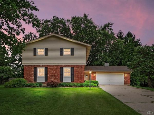 8755 Meadowview Drive, West Chester, OH 45069