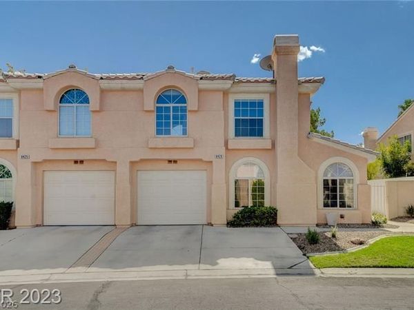 8429 Sewards Bluff Avenue , Las Vegas, NV 89129