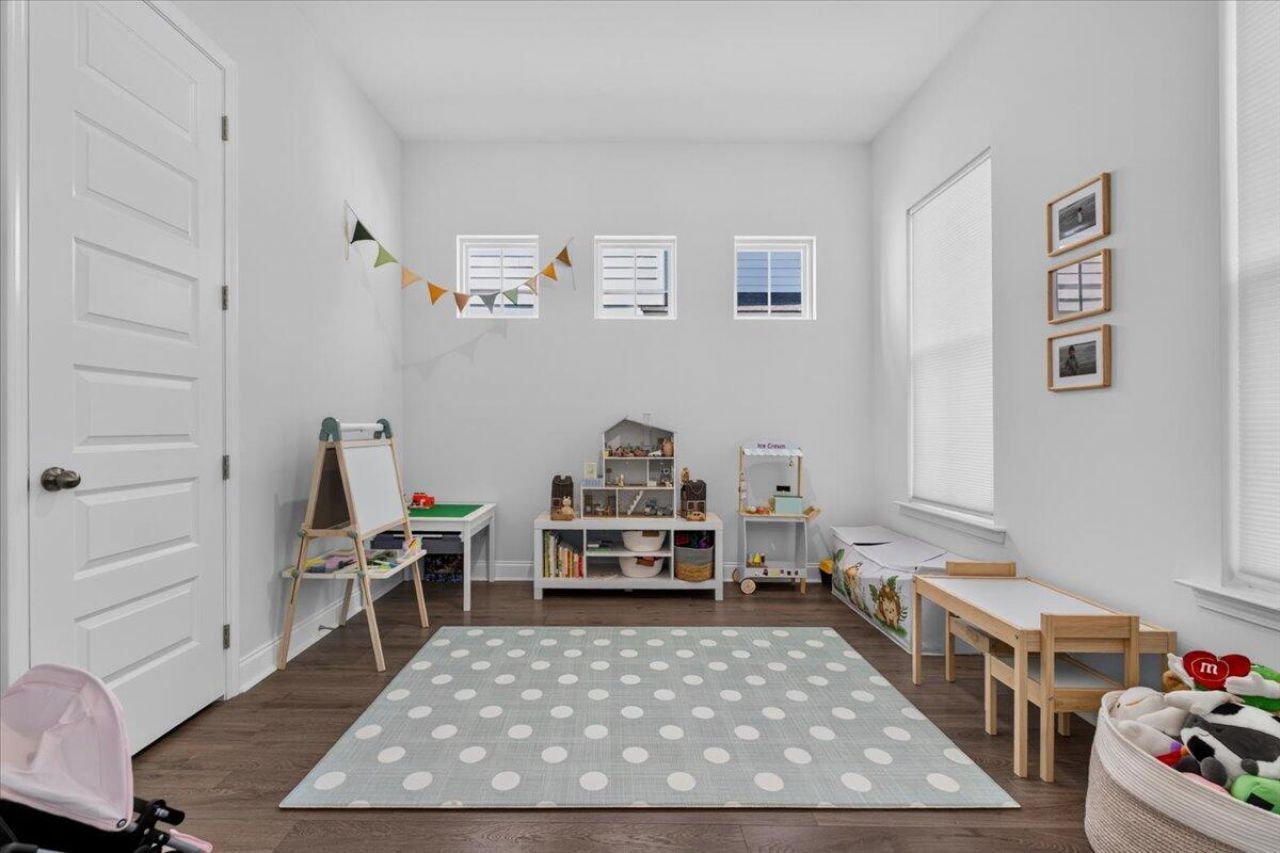 206 W Respite Lane Photo 13