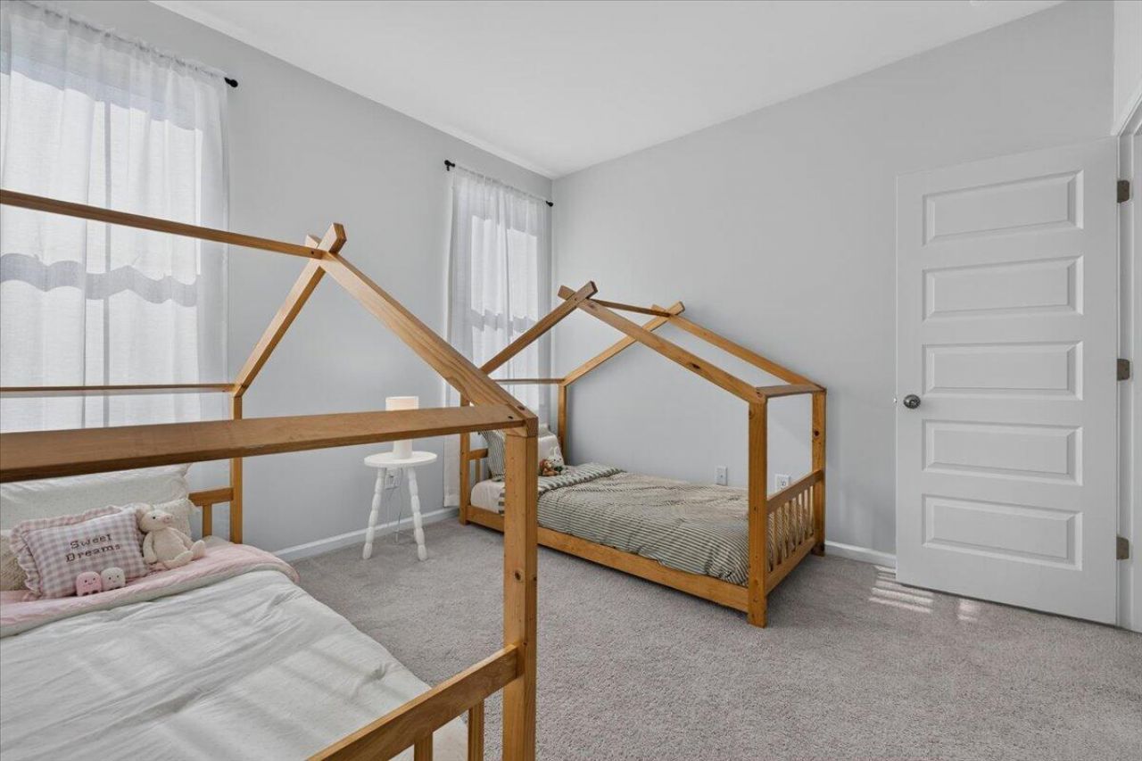 206 W Respite Lane Photo 22