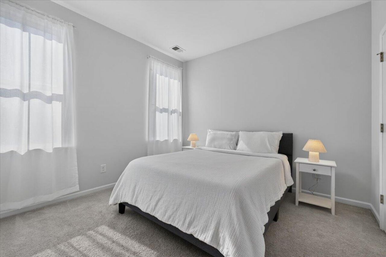 206 W Respite Lane Photo 25