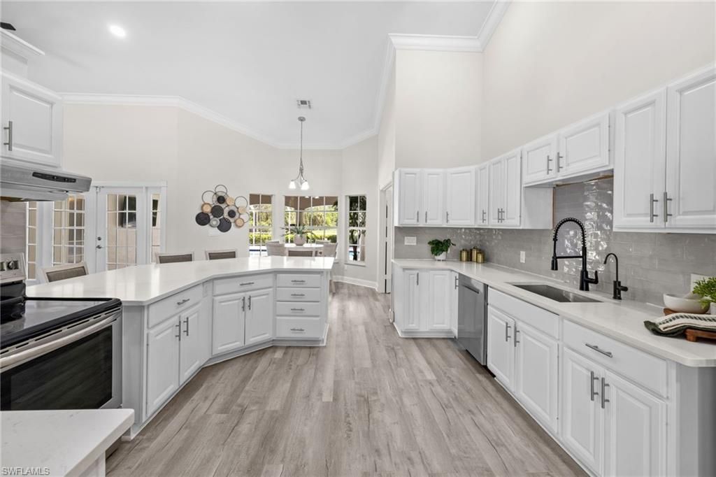 2481 22nd Ave Ne, Naples, FL 34120 Photo