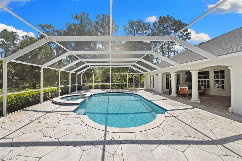 2481 22nd Ave Ne, Naples, FL 34120 Photo