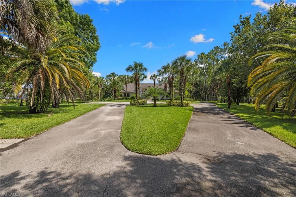 2481 22nd Ave Ne, Naples, FL 34120 Photo