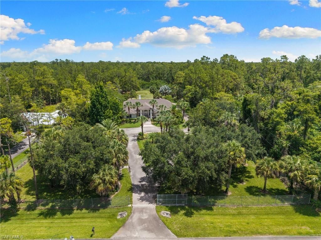 2481 22nd Ave Ne, Naples, FL 34120 Photo