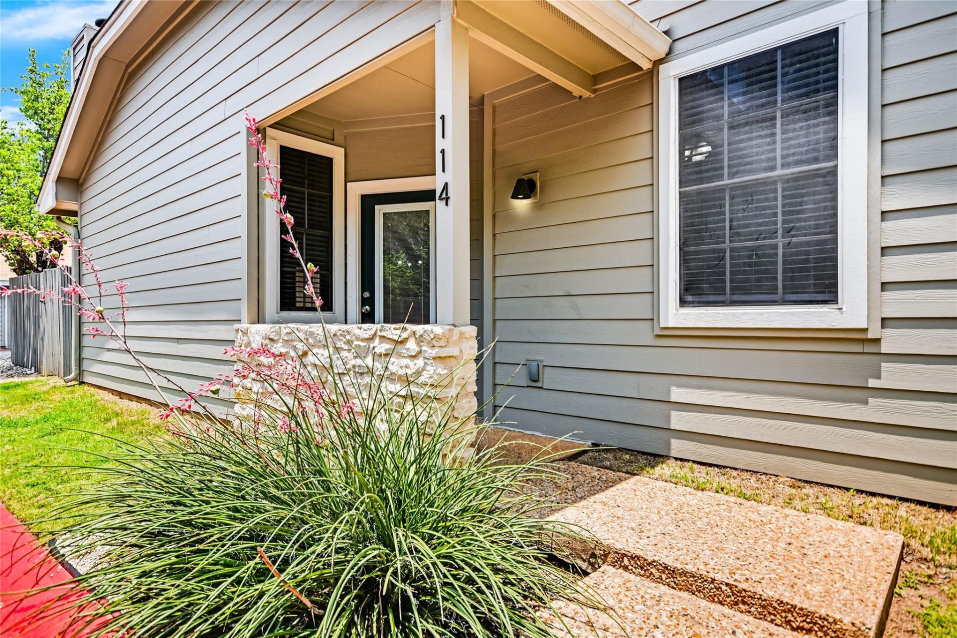 6501 Brush Country Rd, Unit 114, Austin, TX 78749 Main Photo