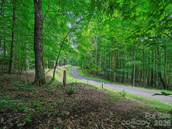 000 Shadow Moss Drive , Burnsville, NC 28714