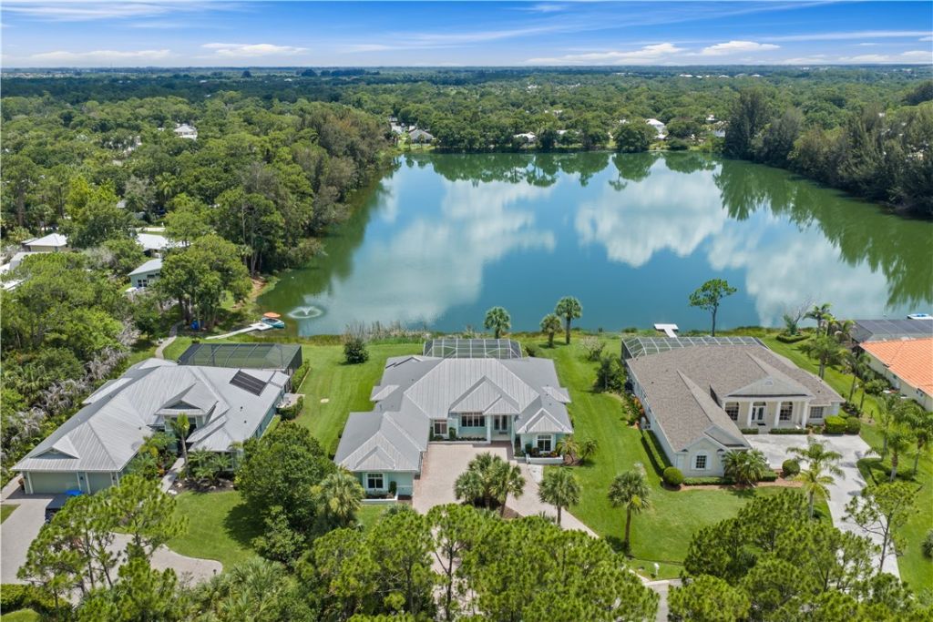 6525 7th Manor, Vero Beach, FL 32968 Photo