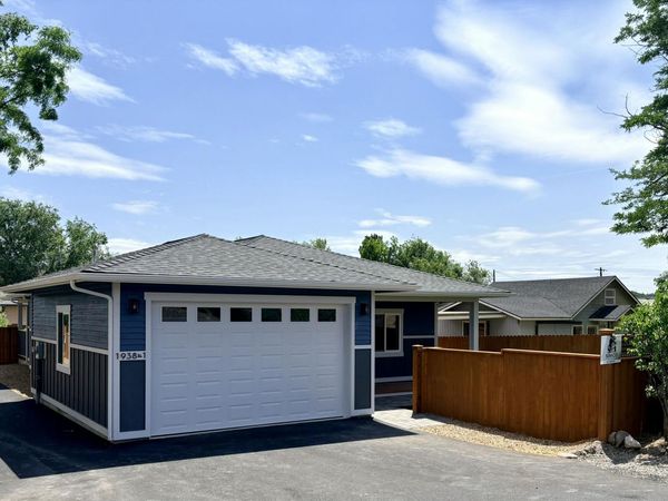 1938 NE Laughlin Road, Prineville, OR 97754
