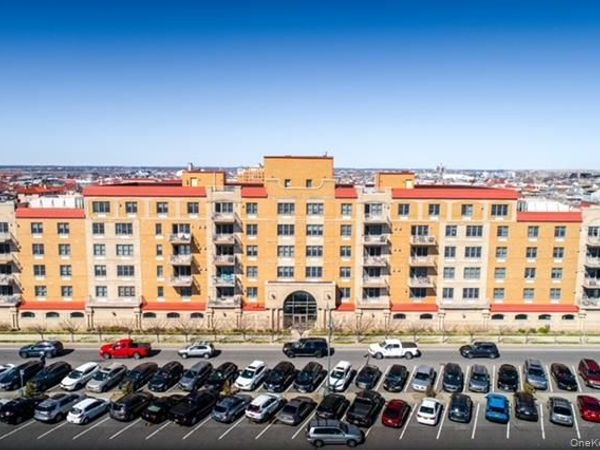 125 E Broadway , Unit 606, Long Beach, NY 11561