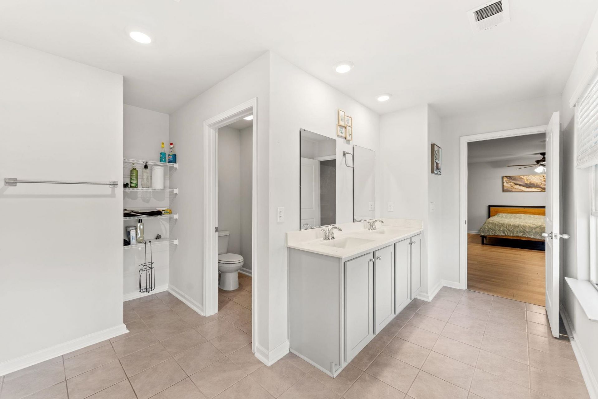 1015 Flintshire Dr. Photo 18