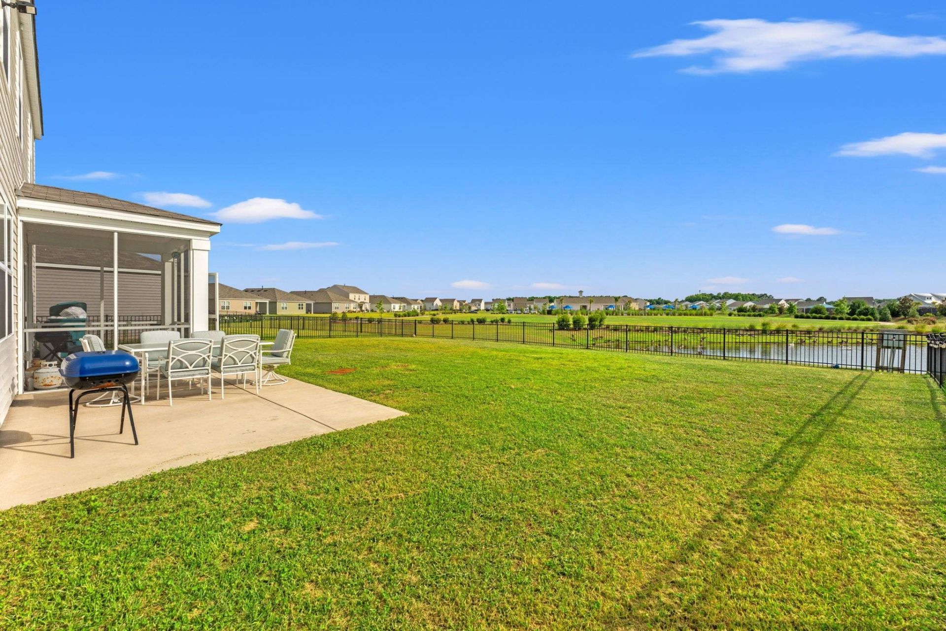 1015 Flintshire Dr. Photo 32
