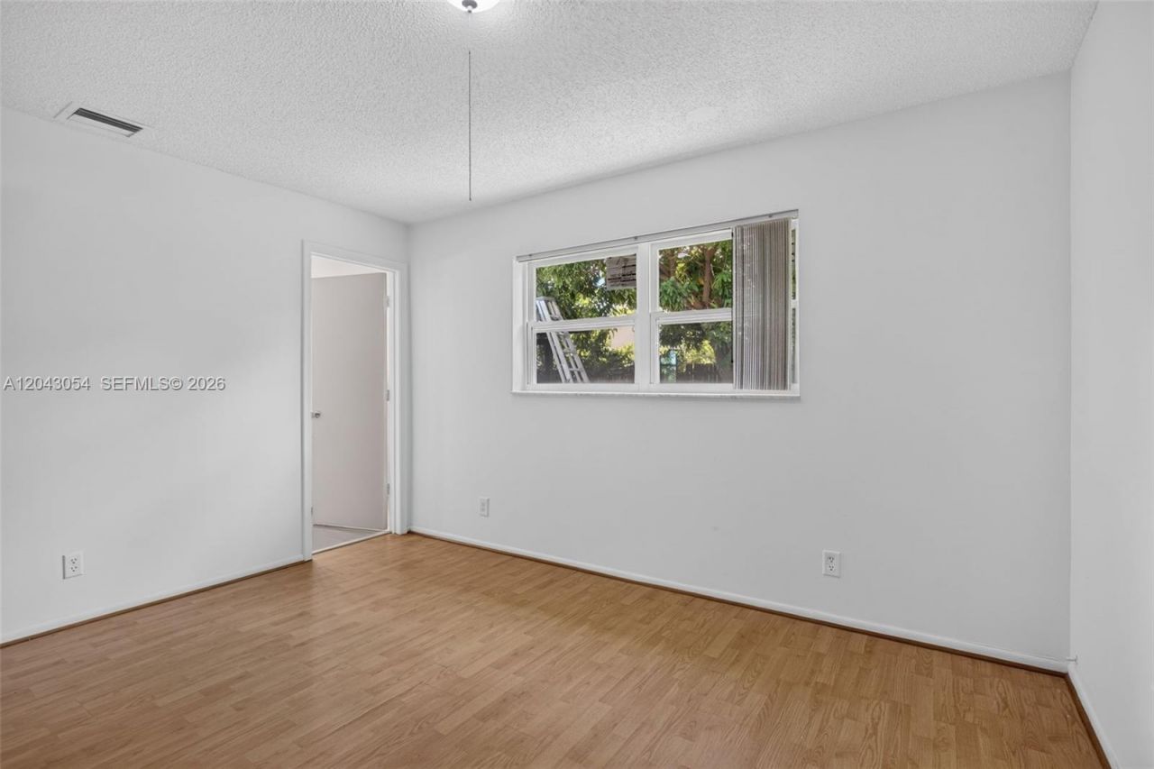 2640 NW 67th Ter , Margate, FL 33063 Photo
