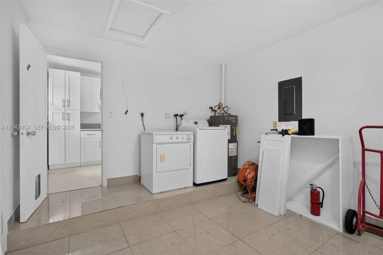 2640 NW 67th Ter , Margate, FL 33063 Photo
