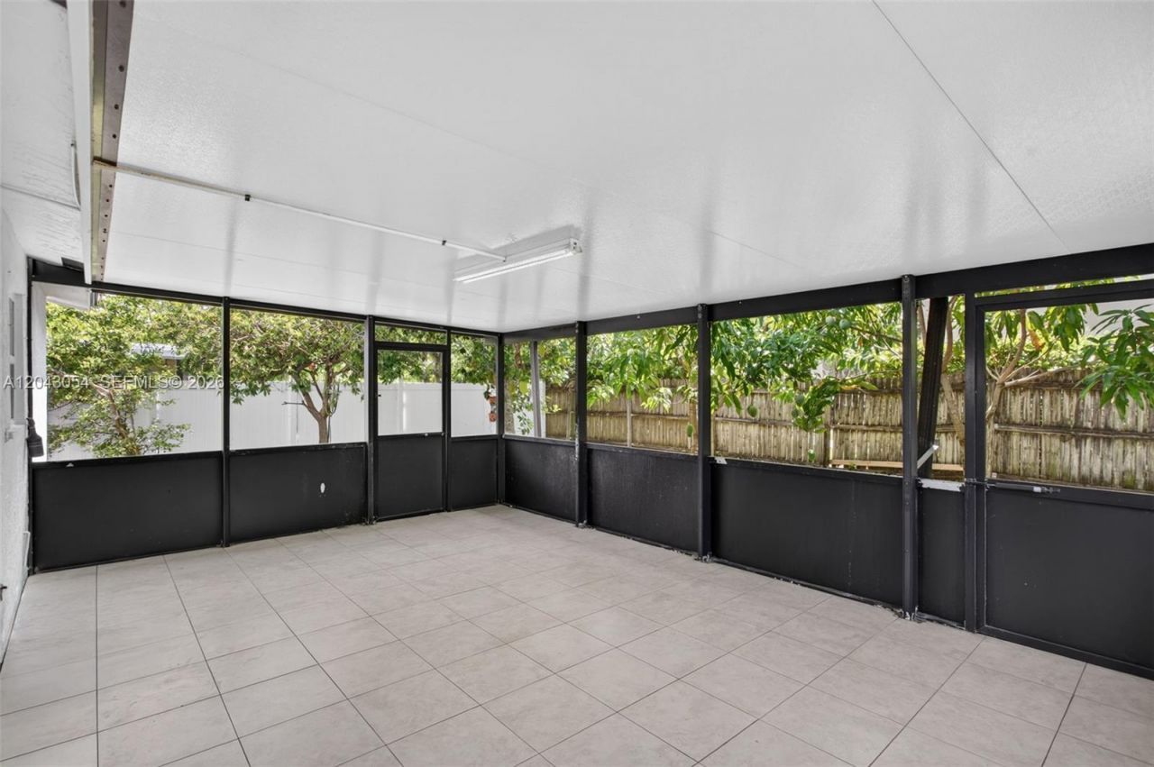 2640 NW 67th Ter , Margate, FL 33063 Photo