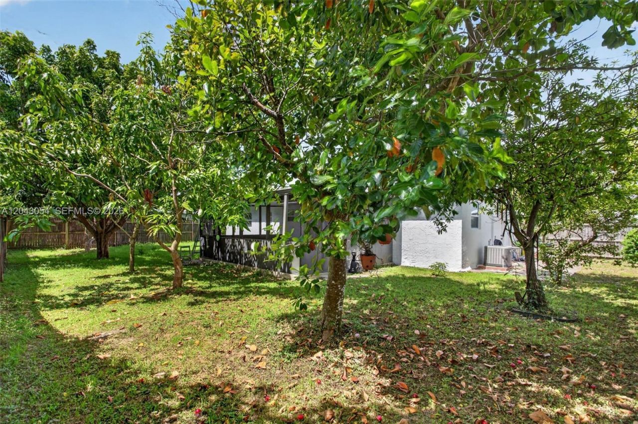 2640 NW 67th Ter , Margate, FL 33063 Photo