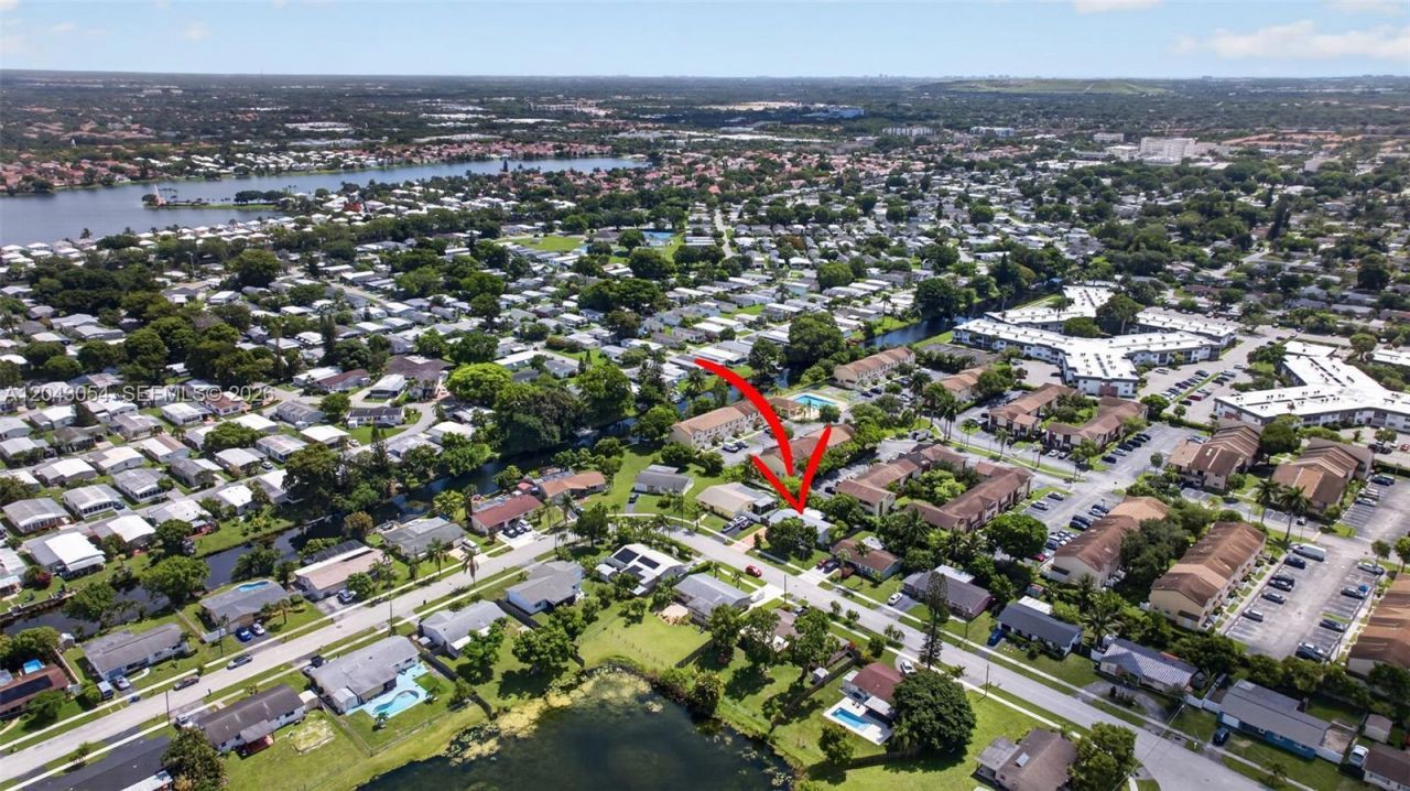 2640 NW 67th Ter , Margate, FL 33063 Photo