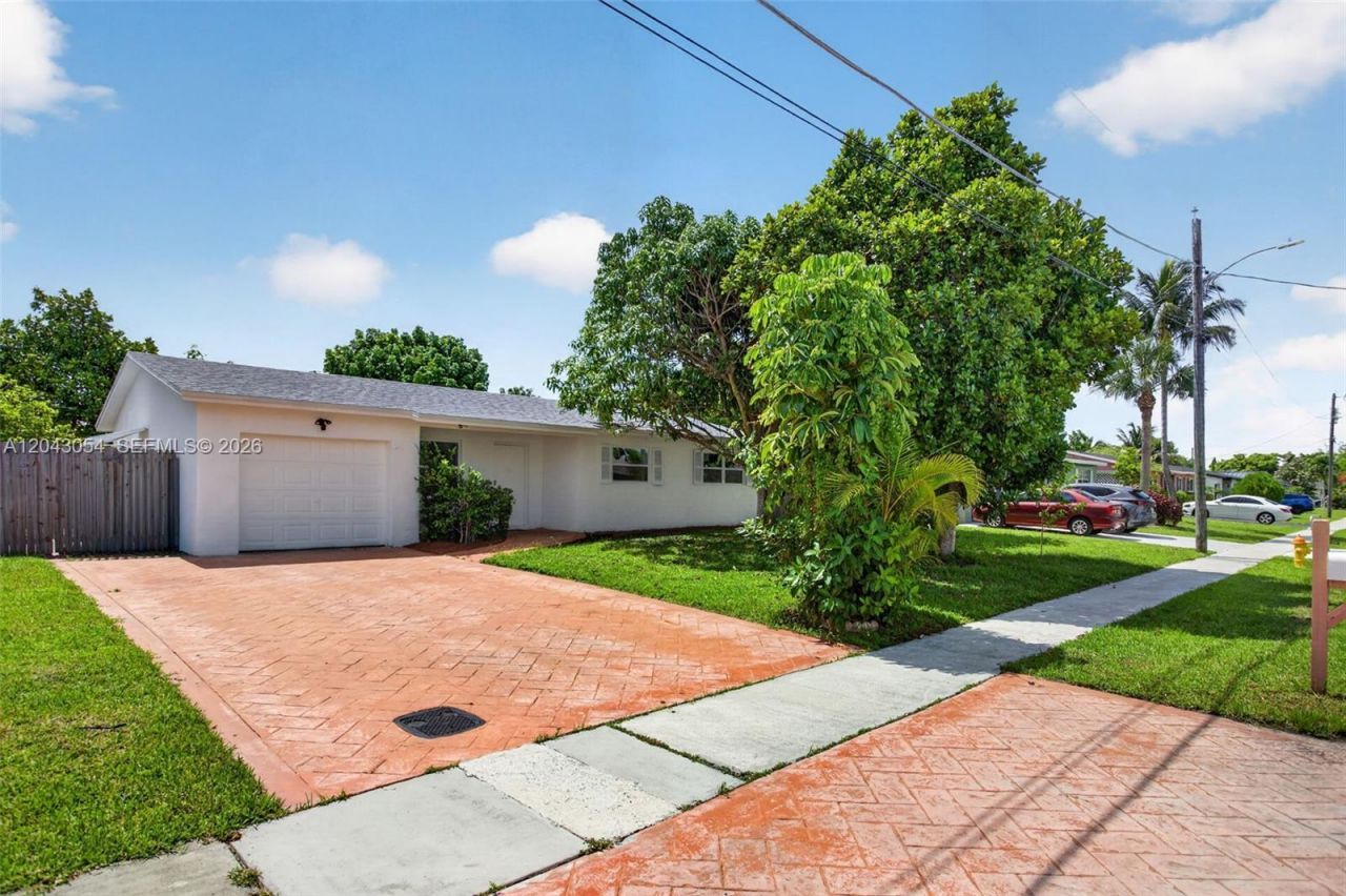 2640 NW 67th Ter , Margate, FL 33063 Photo