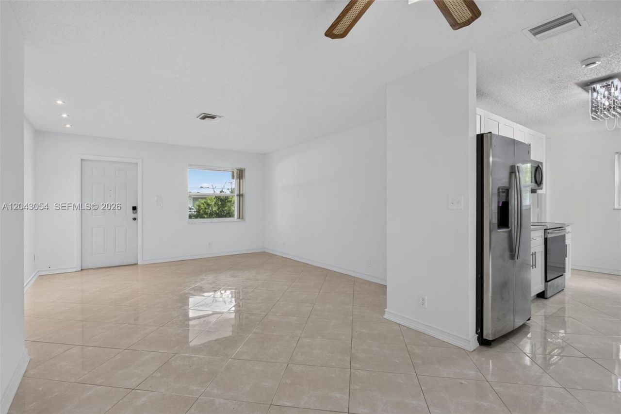 2640 NW 67th Ter , Margate, FL 33063 Photo