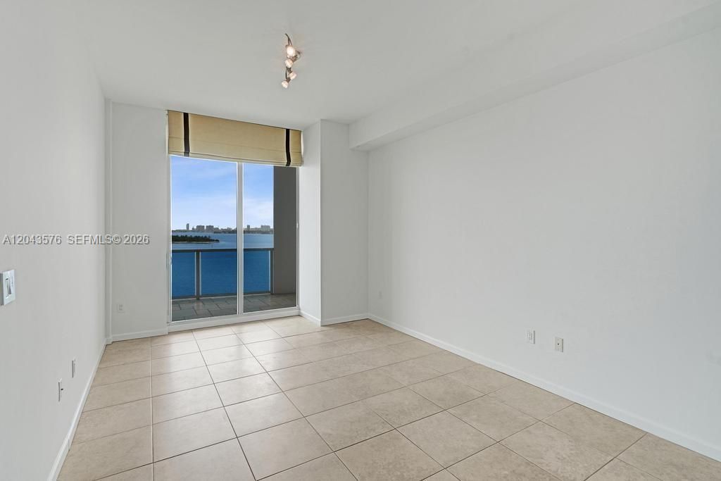 725 NE 22nd St , Unit 8B, Miami, FL 33137 Photo