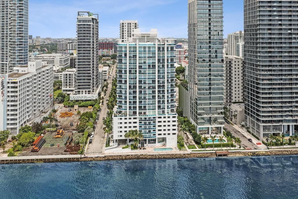 725 NE 22nd St , Unit 8B, Miami, FL 33137 Photo