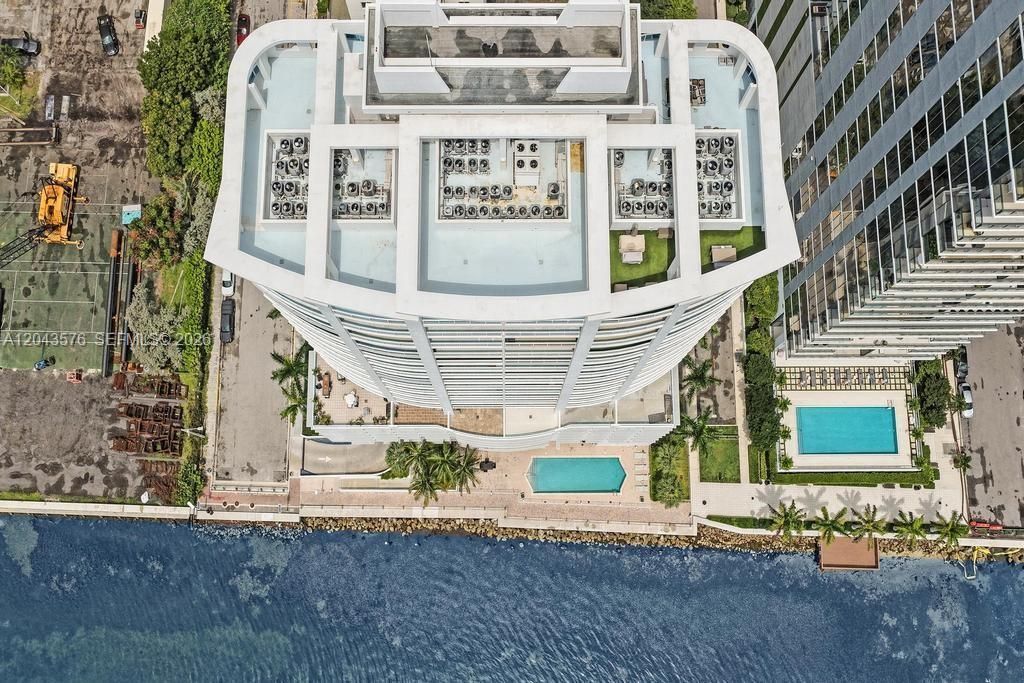 725 NE 22nd St , Unit 8B, Miami, FL 33137 Photo