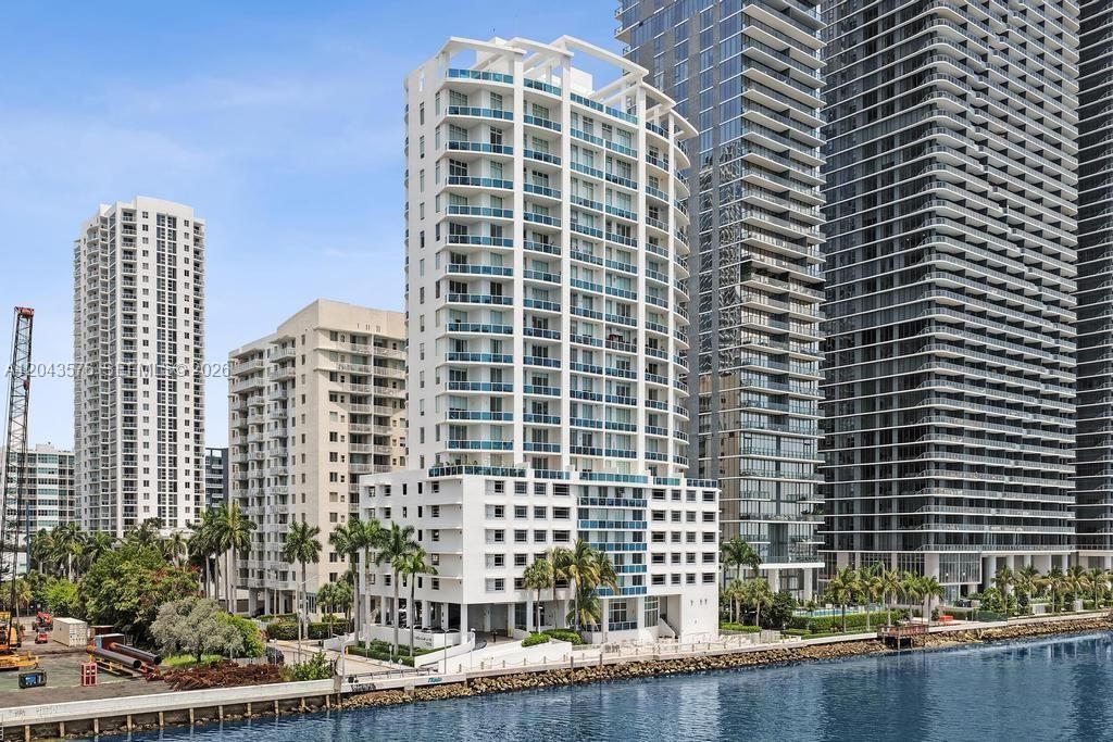 725 NE 22nd St , Unit 8B, Miami, FL 33137 Photo