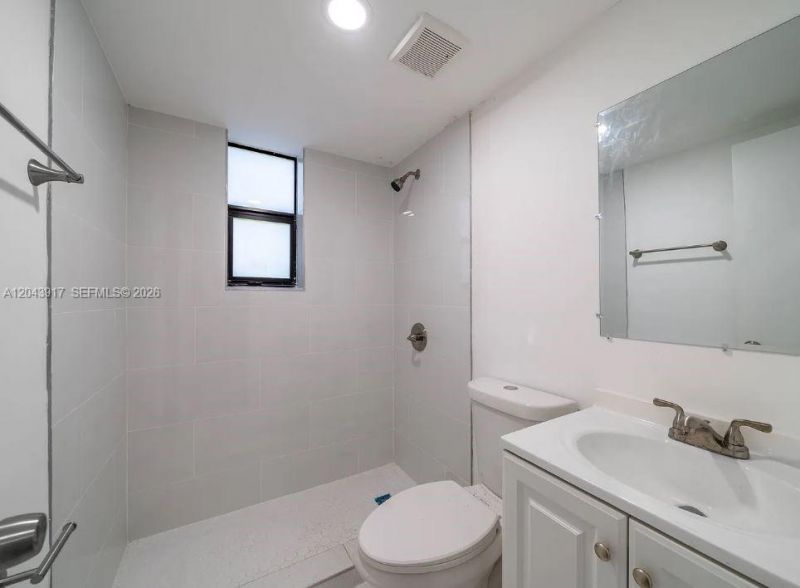 1003 SW 15th Ave, Unit 13, Miami, FL 33135 Photo