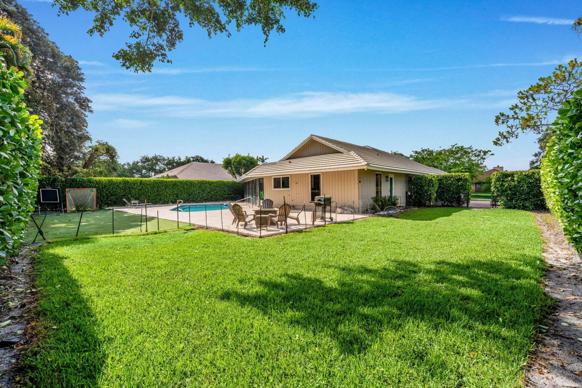 2 Graemoor Terrace, Palm Beach Gardens, FL 33418 Photo