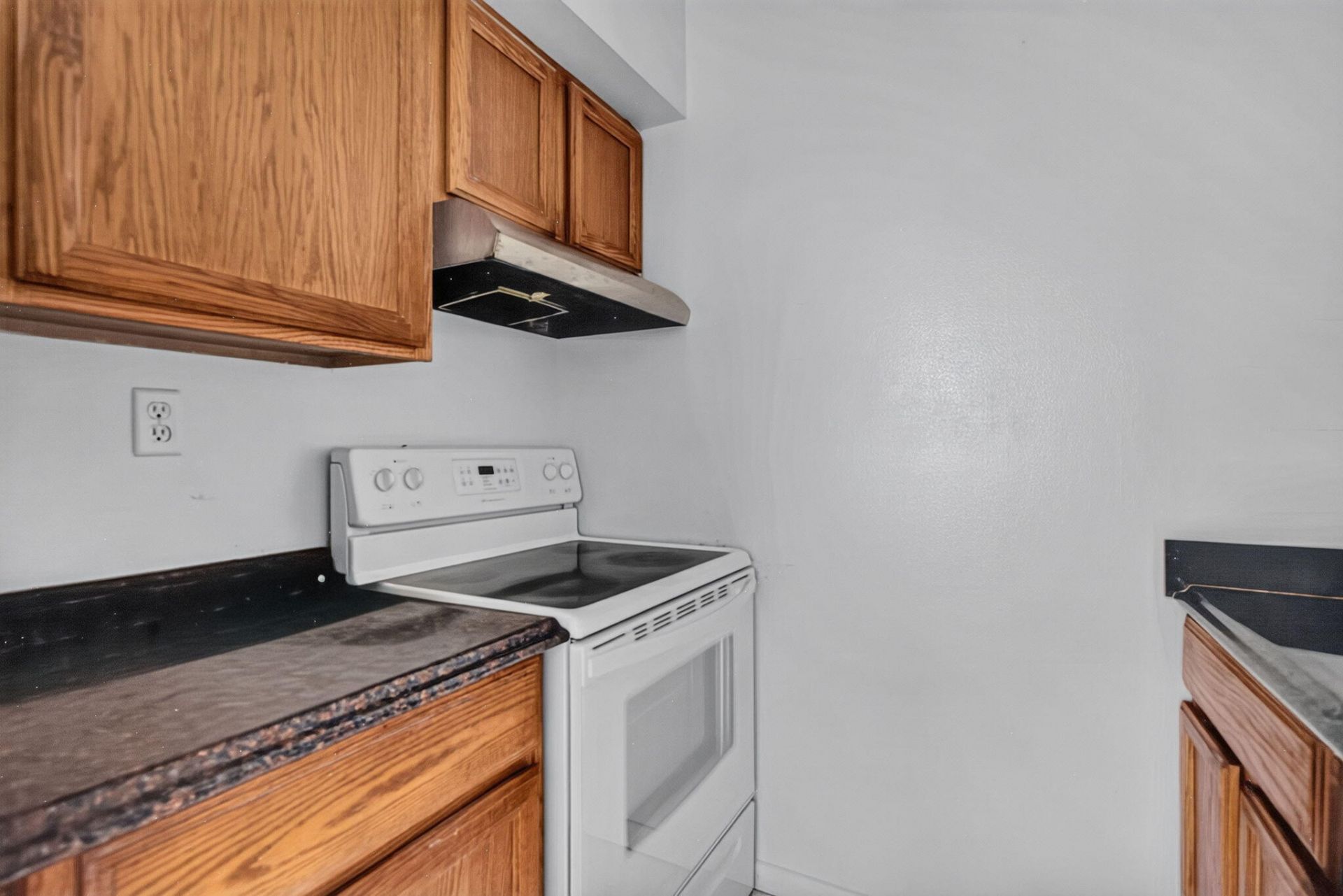 2141 NE 42nd Street, Unit 112, Lighthouse Point, FL 33064 Photo