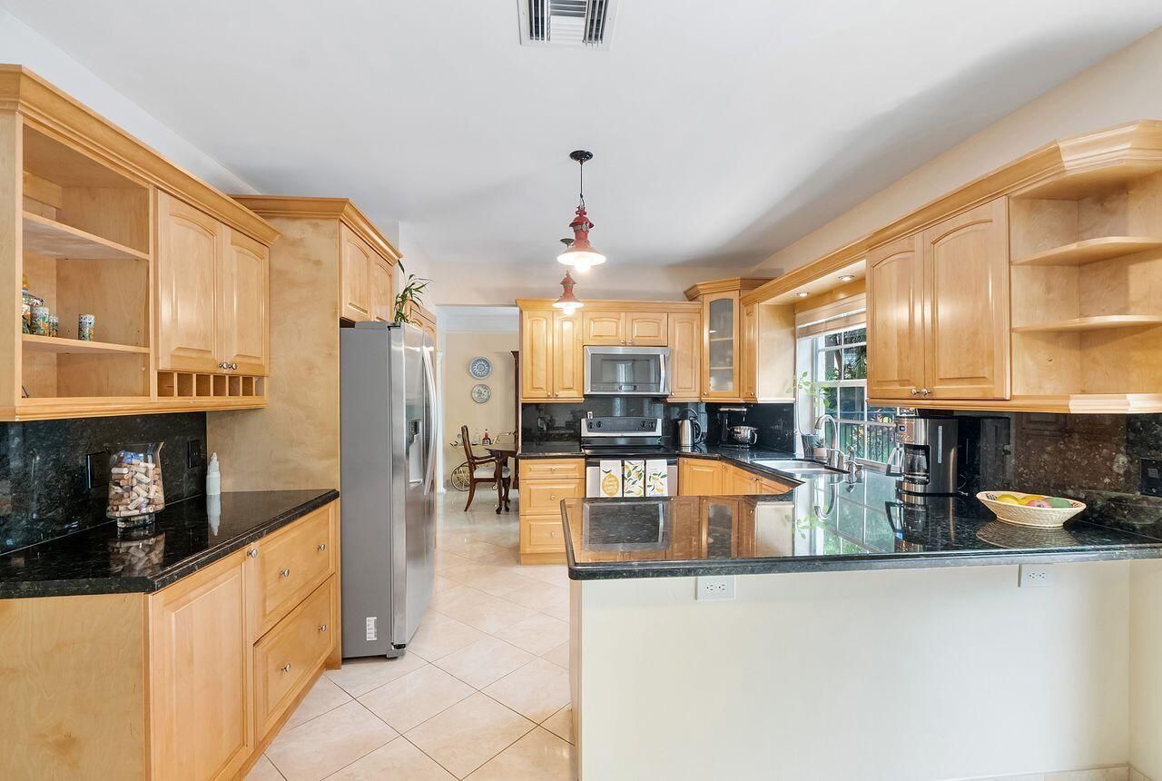 3904 Sanctuary Drive, Coral Springs, FL 33065 Photo