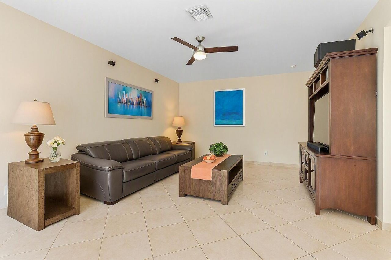 3904 Sanctuary Drive, Coral Springs, FL 33065 Photo