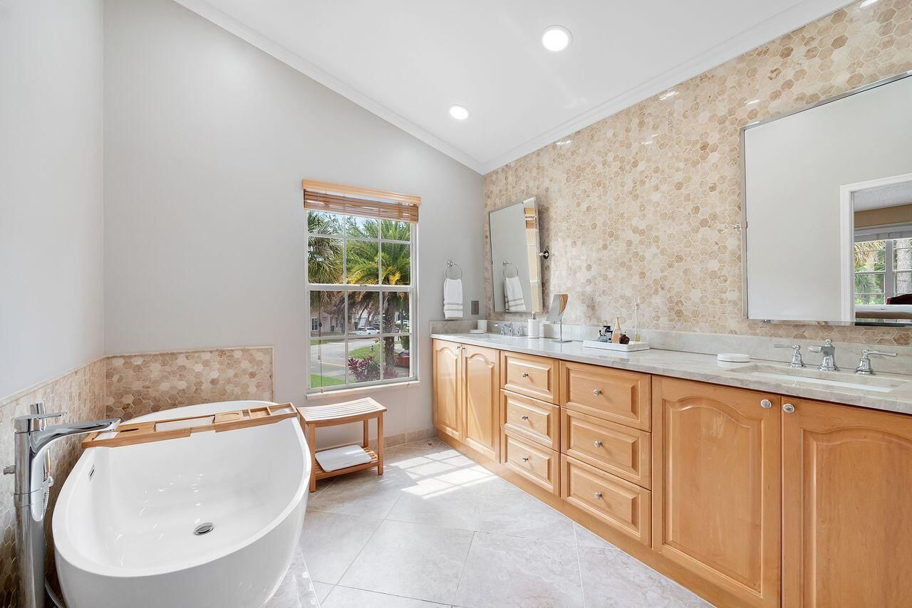 3904 Sanctuary Drive, Coral Springs, FL 33065 Photo