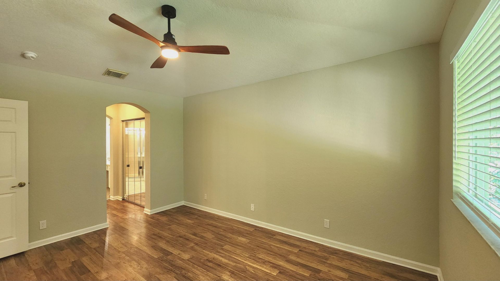 2124 Oakmont Drive, Riviera Beach, FL 33404 Photo